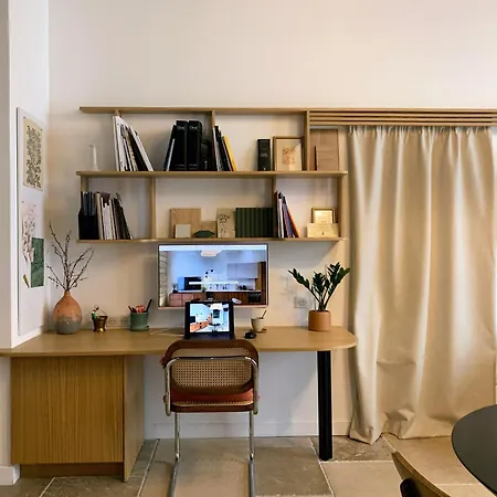 Chic - Les De La Comedie