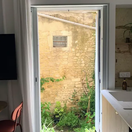 Apartment Chic - Les De La Comedie *