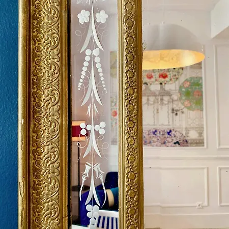 Chic - Les De La Comedie Apartamento