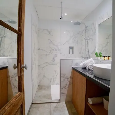 Chic - Les De La Comedie Apartamento Montpellier